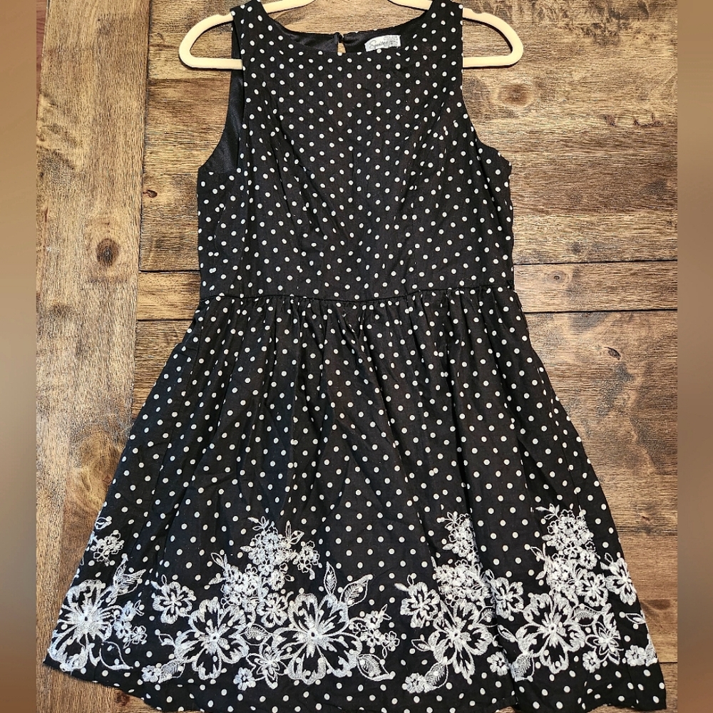Retro style Mini Dress, Embroidered, polka dots, Black & White, Skater, Cute